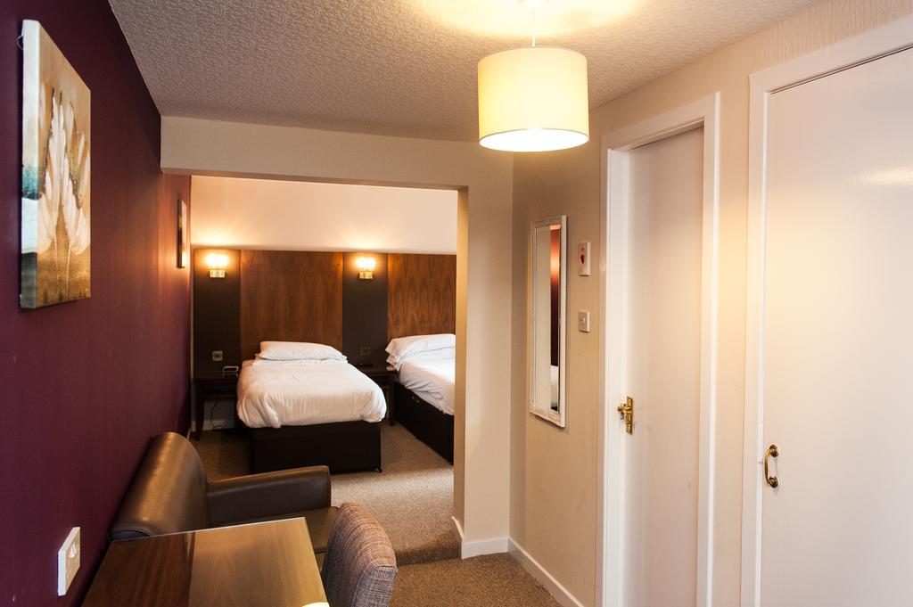 Ardross Glencairn Hotel Inverness Room photo